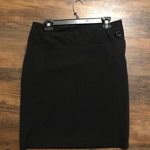 Black midi skirt